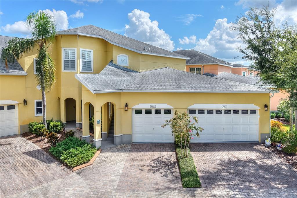 3903 SERENADE LANE