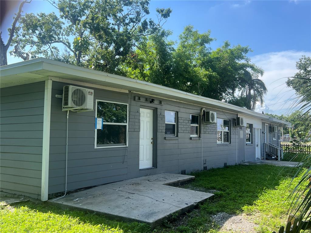 2002 E 33RD AVENUE, TAMPA, FL — photo 3 of 18
