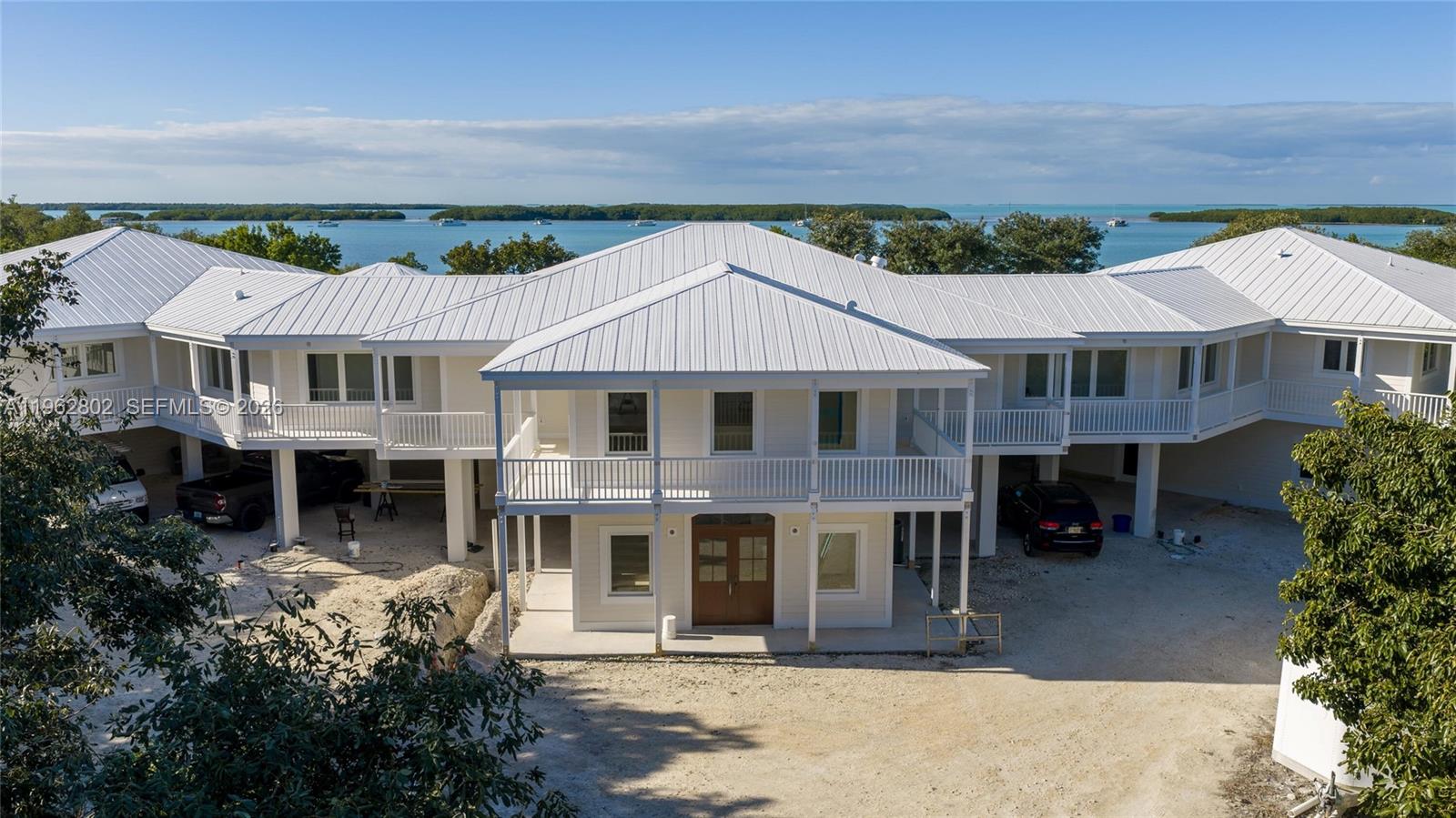 ISLAMORADA, FL — photo 4 of 30
