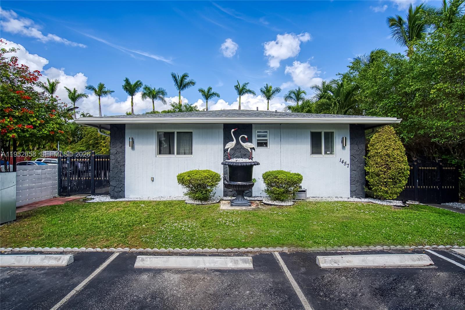 1457 Atlantic Shores Blvd, Hallandale Beach FL 33009