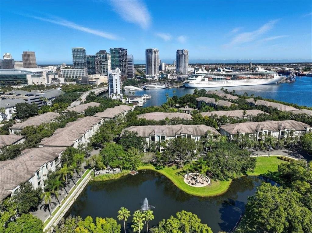 716 PROMENADE PLACE