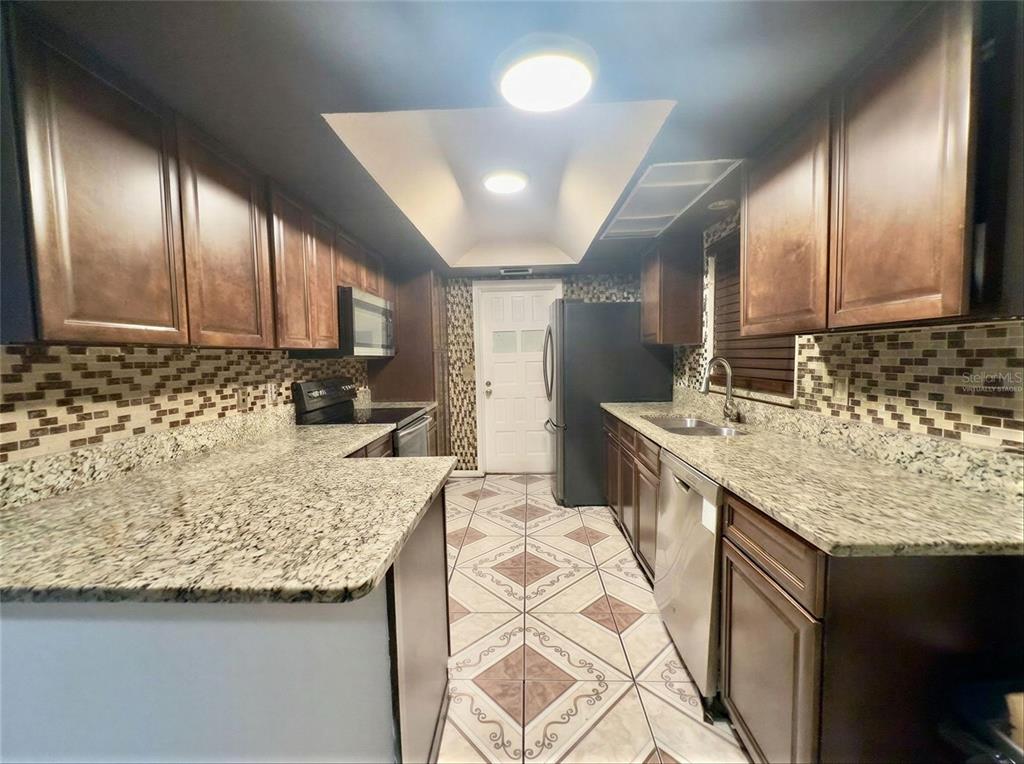6142 TEBBETTS DRIVE, ORLANDO, FL — photo 4 of 17