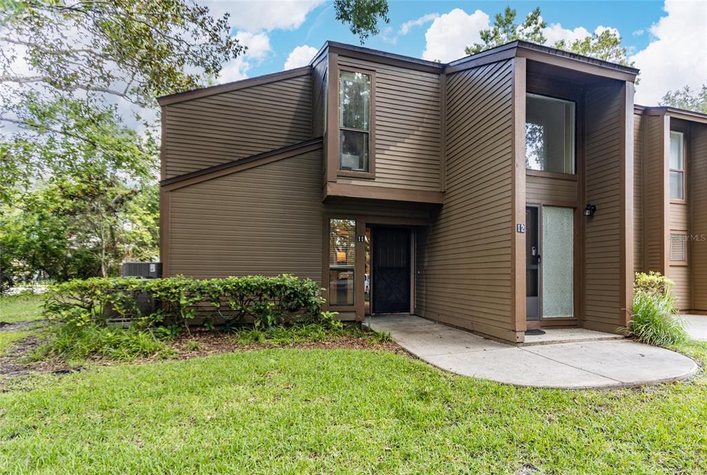 11 SURREY COURT UNIT 11