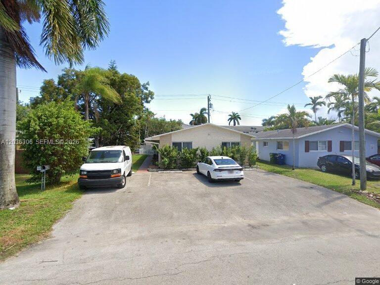 812 NE 2nd St # 2, Hallandale Beach FL 33009