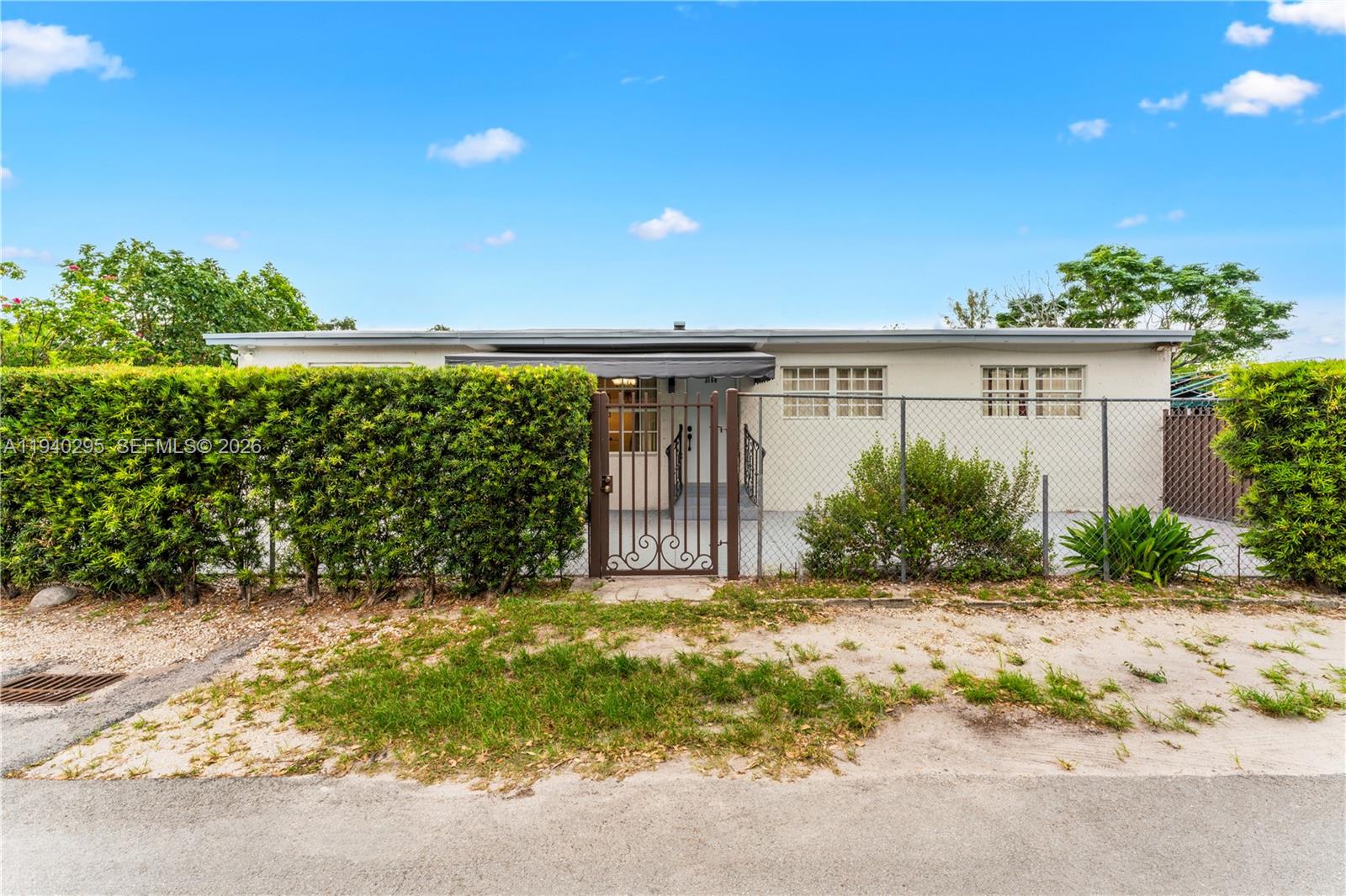 3150 NW 90th St, Miami FL 33147