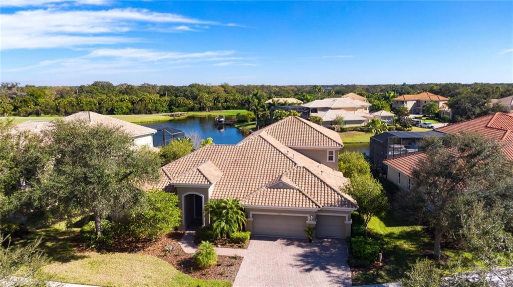 1023 RAINBOW COURT, BRADENTON, FL — photo 2 of 30