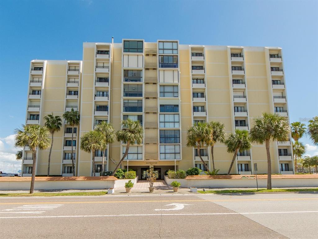 800 S GULFVIEW BOULEVARD UNIT 305