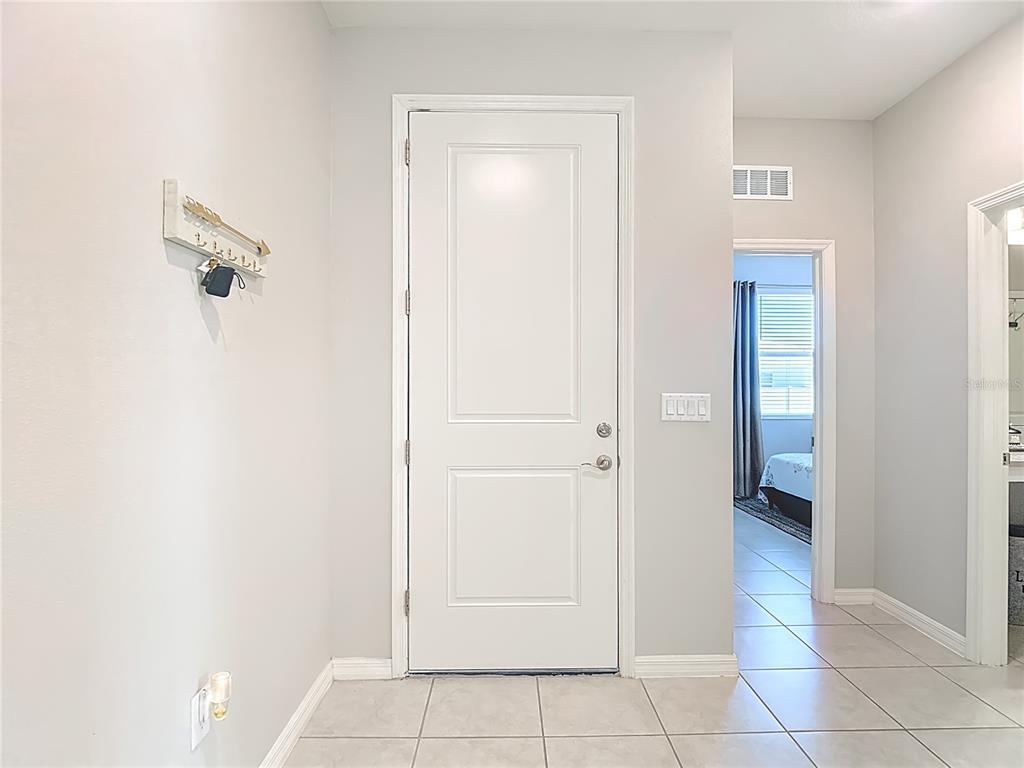 9526 CLARKWILD PLACE, SEFFNER, FL — photo 4 of 30