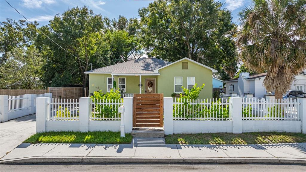 2116 W SAINT LOUIS STREET W