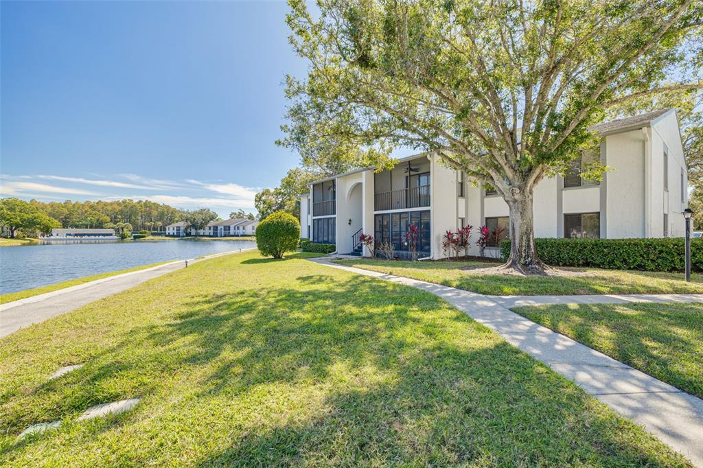 1143 PINE RIDGE CIRCLE W UNIT C1