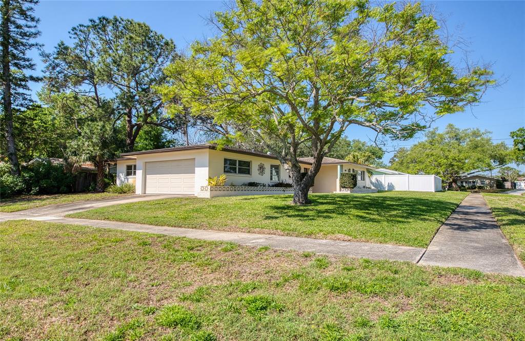 1631 CHATEAU DRIVE