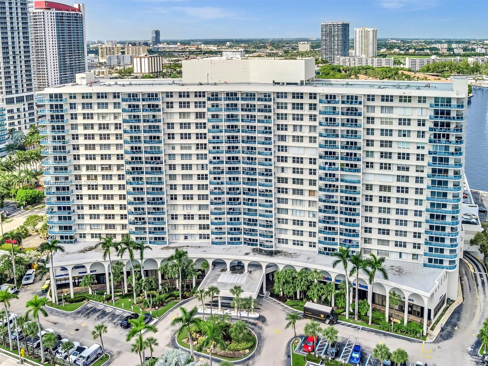 3800 S Ocean Dr # 712A, Hollywood FL 33019