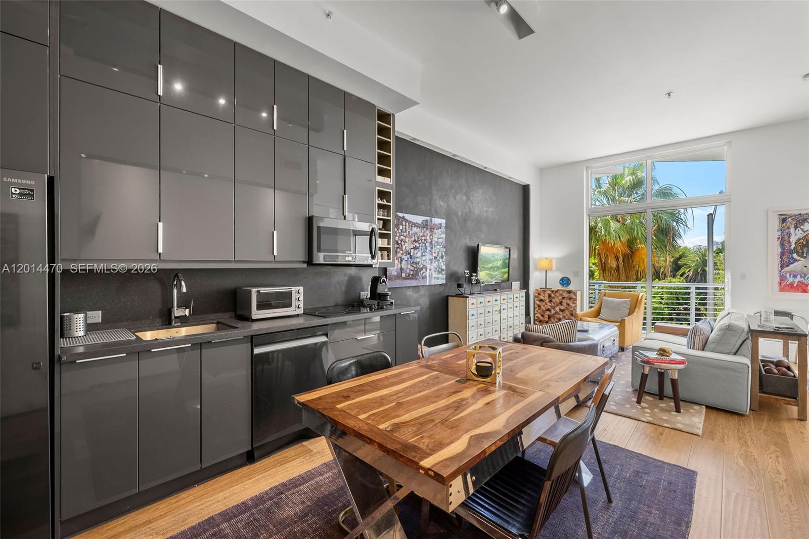 2001 Meridian Ave # 404, Miami Beach FL 33139