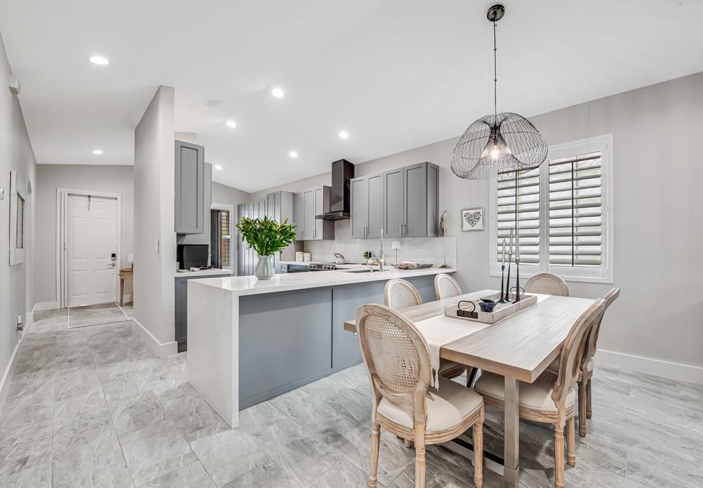 8203 Bellafiore Way, Boynton Beach FL 33472