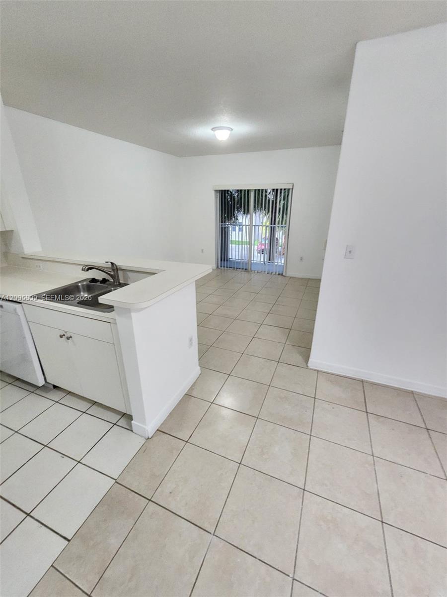 11060 SW 196th St # 209, Cutler Bay FL 33157