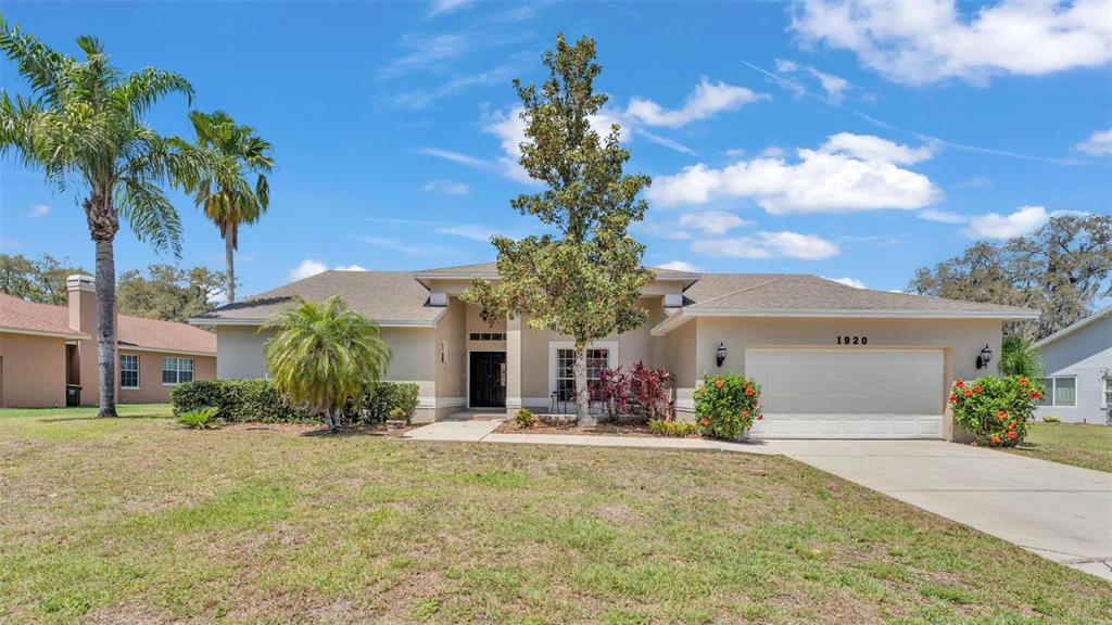 1920 FARRINGTON DRIVE