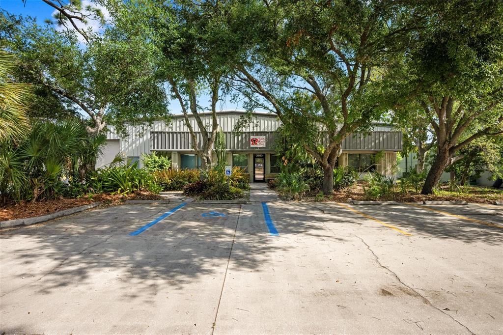 2953 63RD AVENUE E, BRADENTON, FL — photo 2 of 29