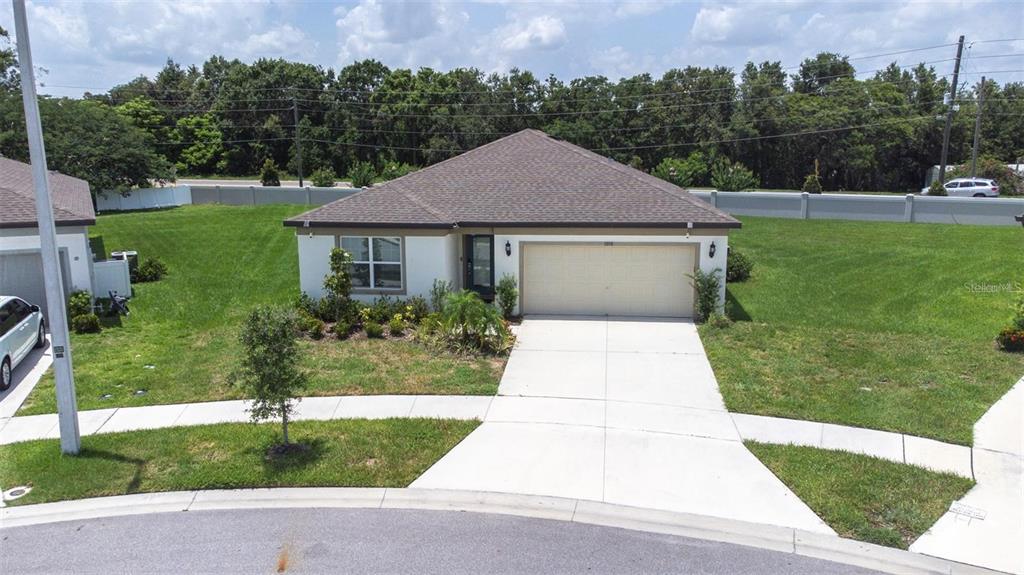 1050 MICHELANGELO LANE