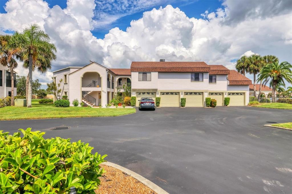 822 CAPRI ISLES BOULEVARD UNIT 210