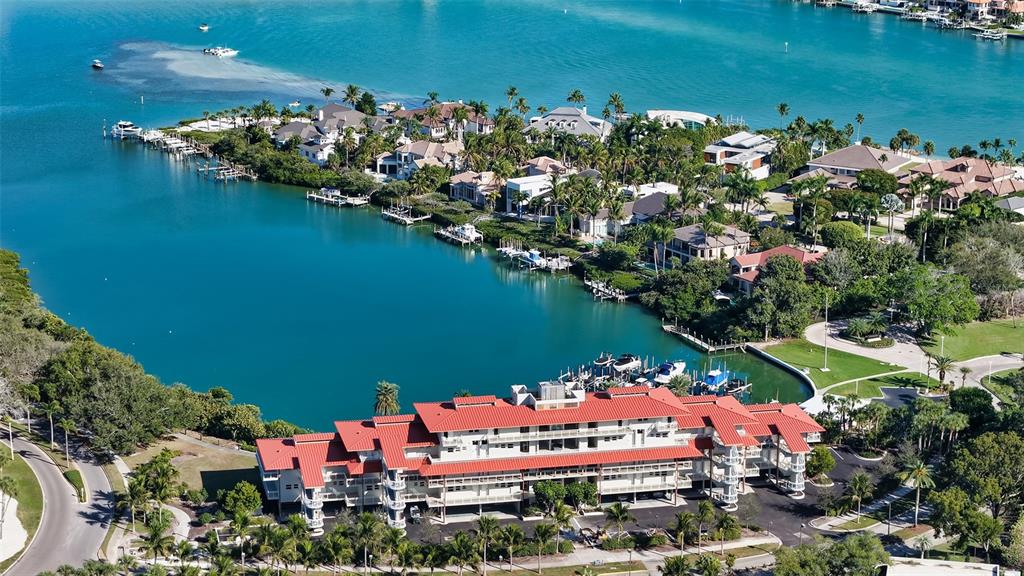 225 SANDS POINT ROAD UNIT 7205, LONGBOAT KEY, FL — photo 2 of 30