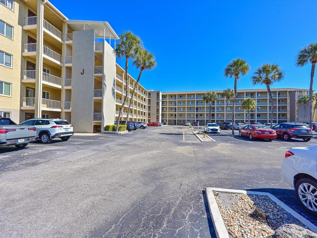 3563 LAKE BAYSHORE DRIVE UNIT J206