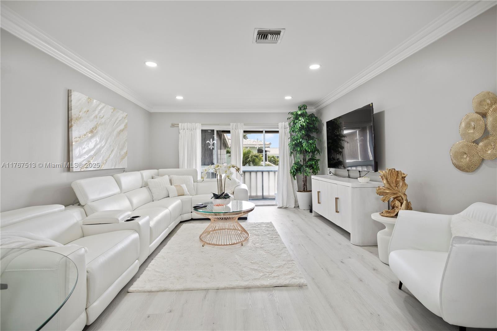 222 N Federal Hwy # 207, Deerfield Beach FL 33441