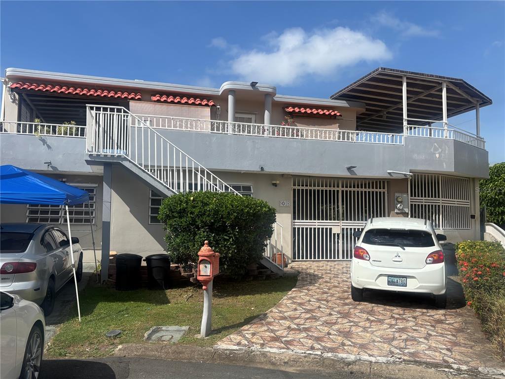 402 URB COUNTRY CLUB MD18