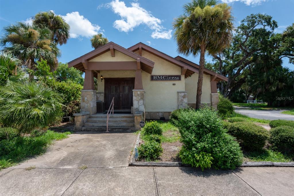 205 MAGNOLIA STREET