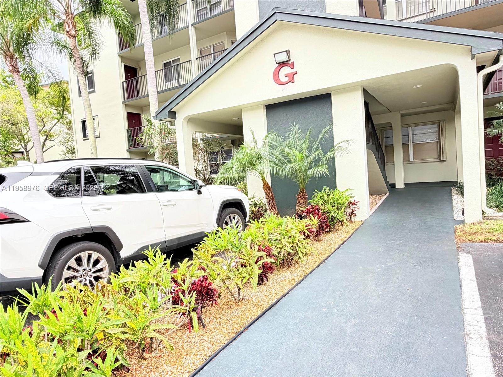 1200 SW 130TH Ave # 101G, Pembroke Pines FL 33027