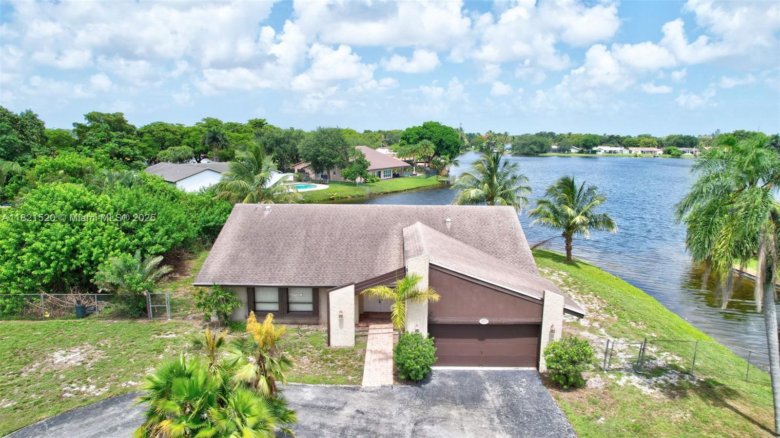 1600 SW 72nd Ave, Plantation FL 33317