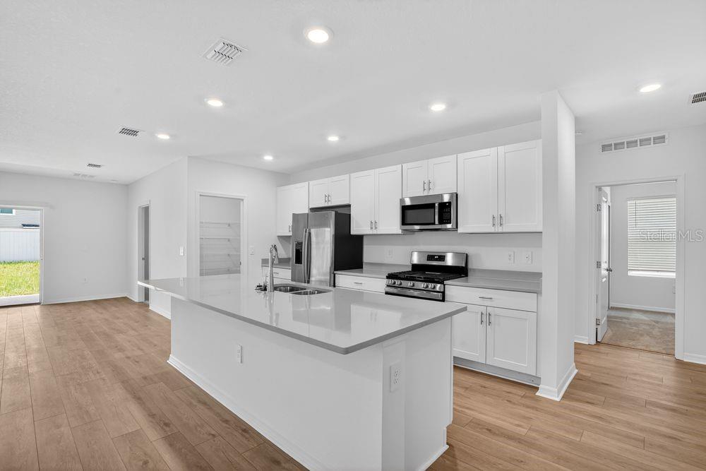 13805 SAWMILL STREET, PARRISH, FL — photo 4 of 30