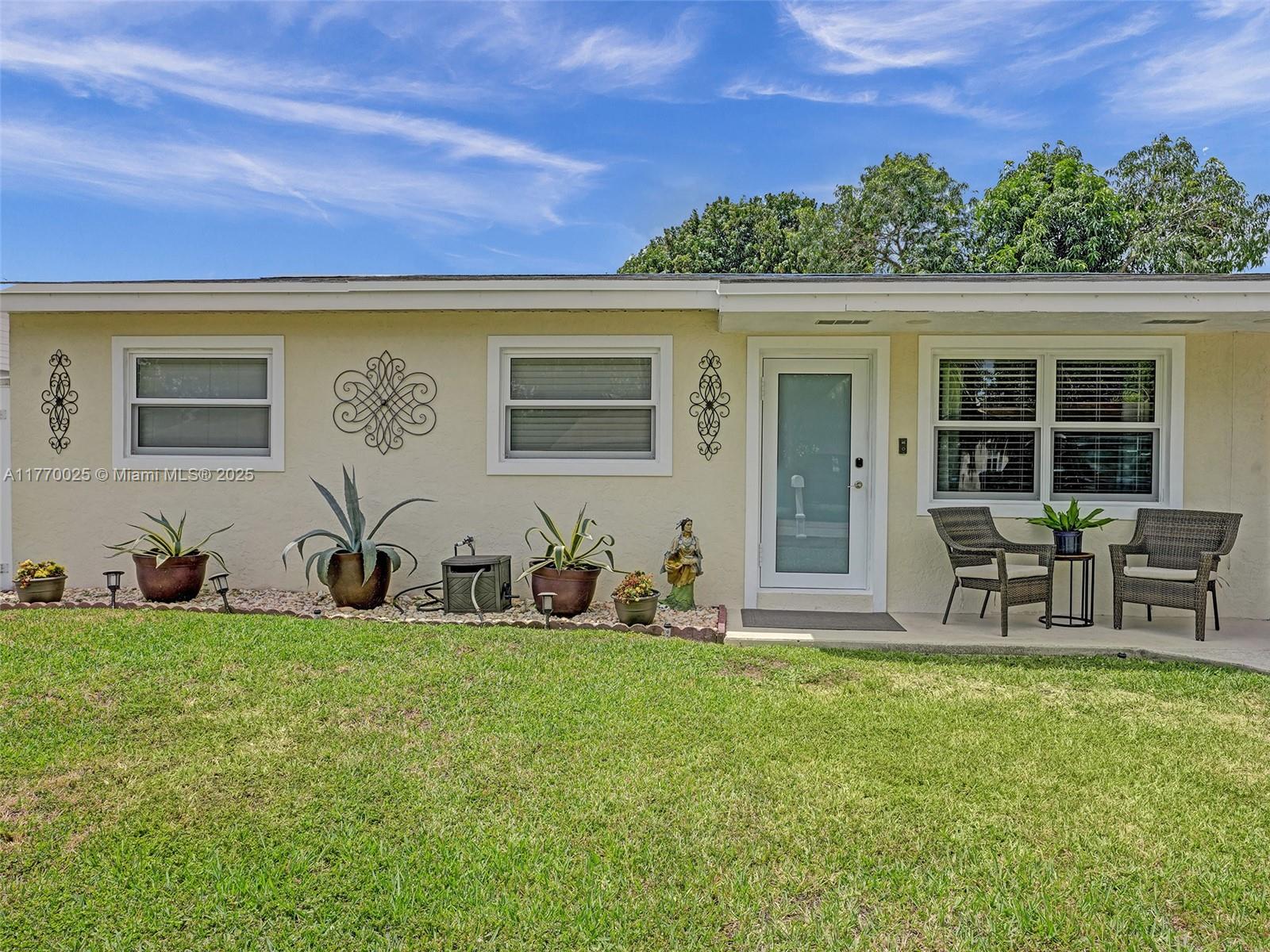 7140 Mcclellan St, Hollywood FL 33024
