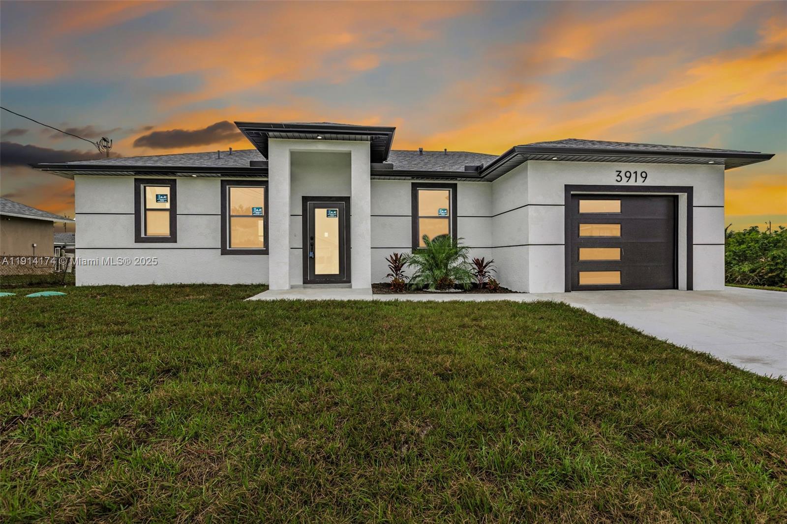 3919 SW 8TH ST, Lehigh Acres FL 33976