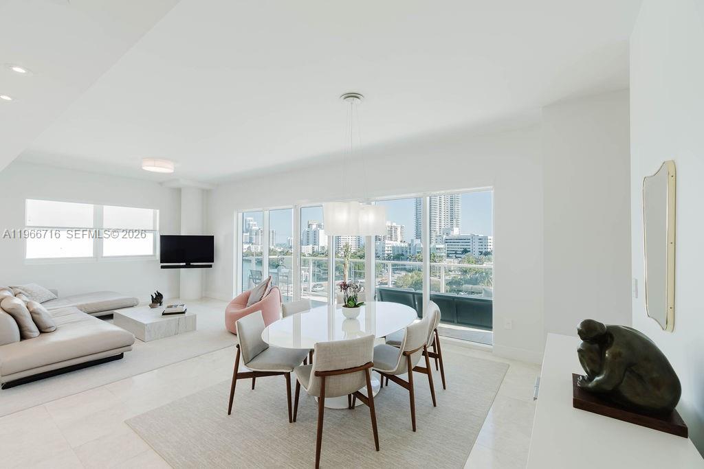 6103 Aqua Ave # 702, Miami Beach FL 33141