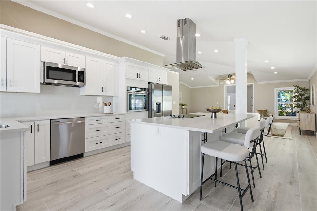 302 SHORE DRIVE, PALM HARBOR, FL — photo 4 of 30