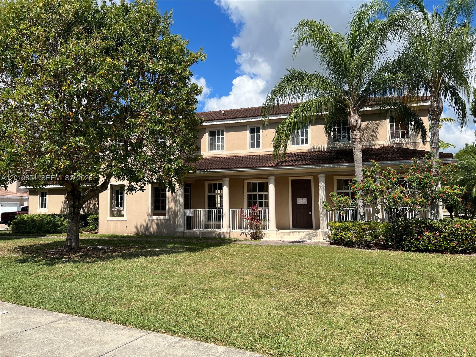 14008 SW 274 TER, Homestead FL 33032