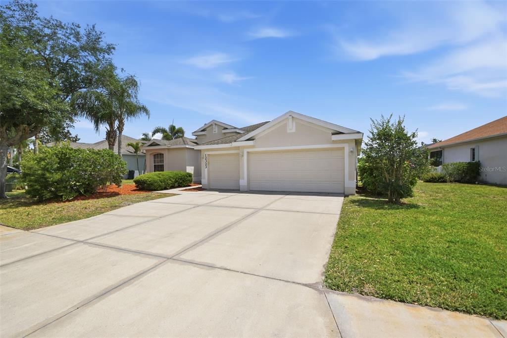 12323 30TH STREET E, PARRISH, FL — photo 2 of 30