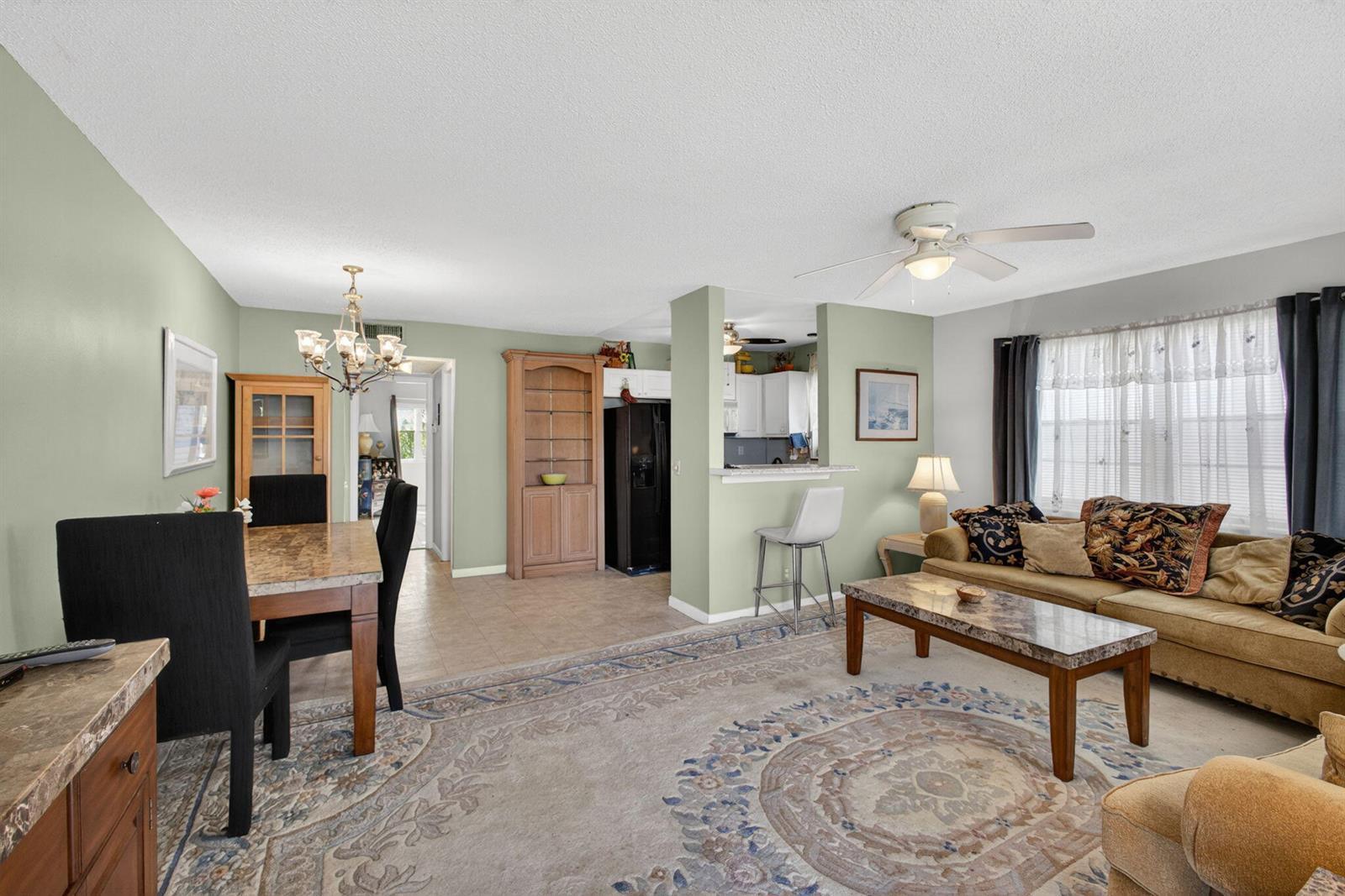 157 Camden G, West Palm Beach FL 33417