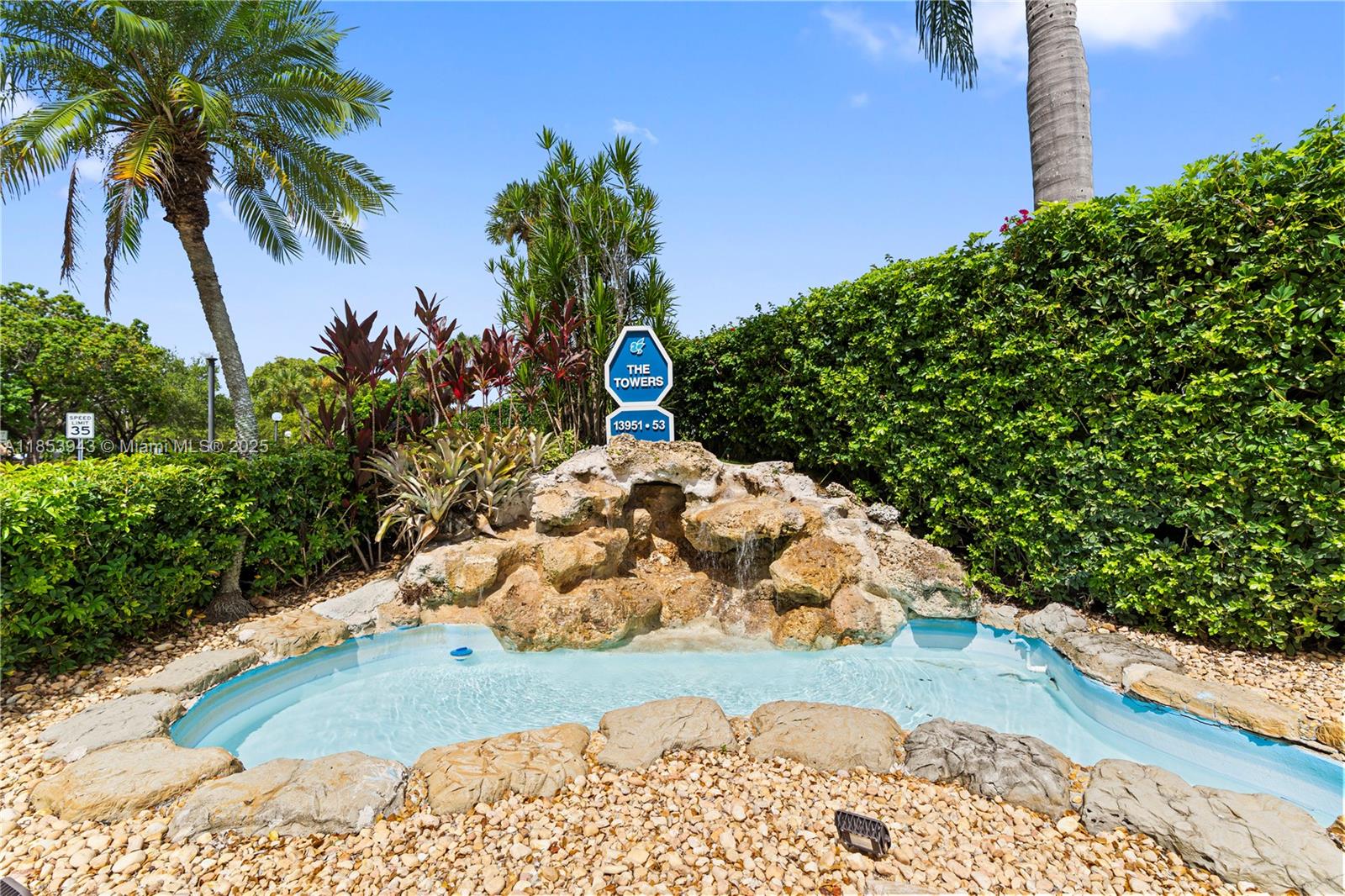 13953 KENDALE LAKES CR # 305B, Miami FL 33183
