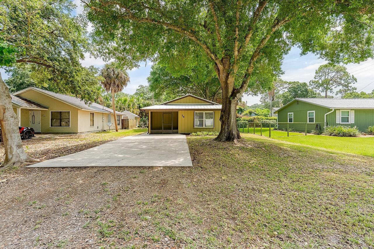 16 45th Avenue, Vero Beach FL 32968