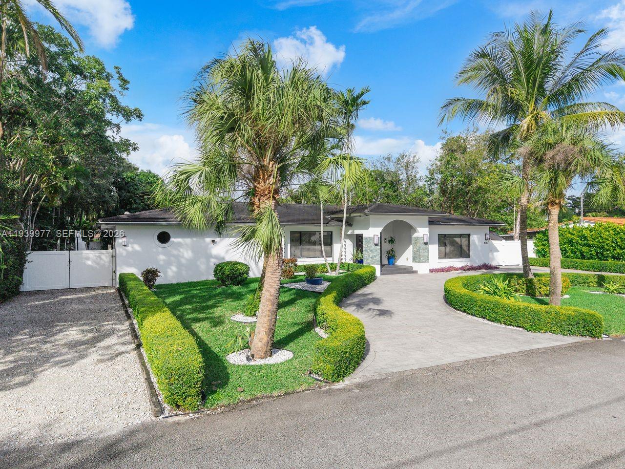 8363 SW 98th St, Miami FL 33156