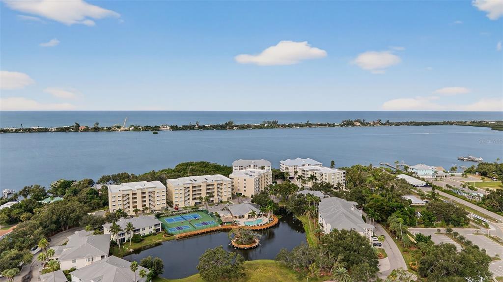 242 HIDDEN BAY DRIVE UNIT 401