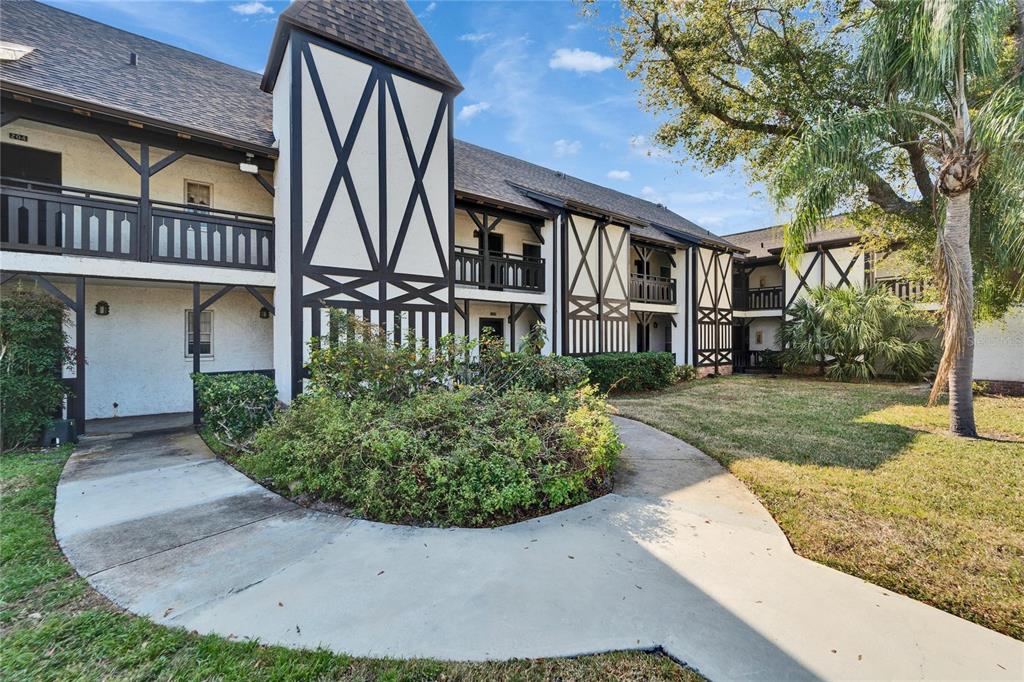 360 N BAYSHORE BOULEVARD UNIT 207