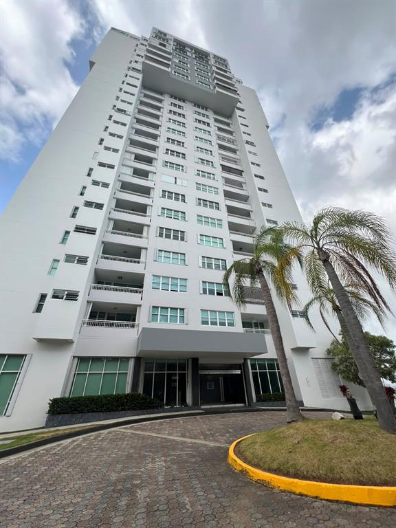 Ave. Las Cumbres COND. PUERTO PASEO APT. 1503