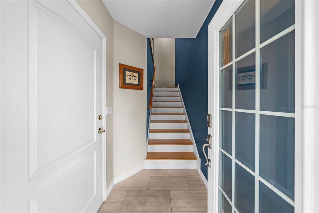 38 SEAGRAPE CIRCLE, CLEARWATER, FL — photo 3 of 30