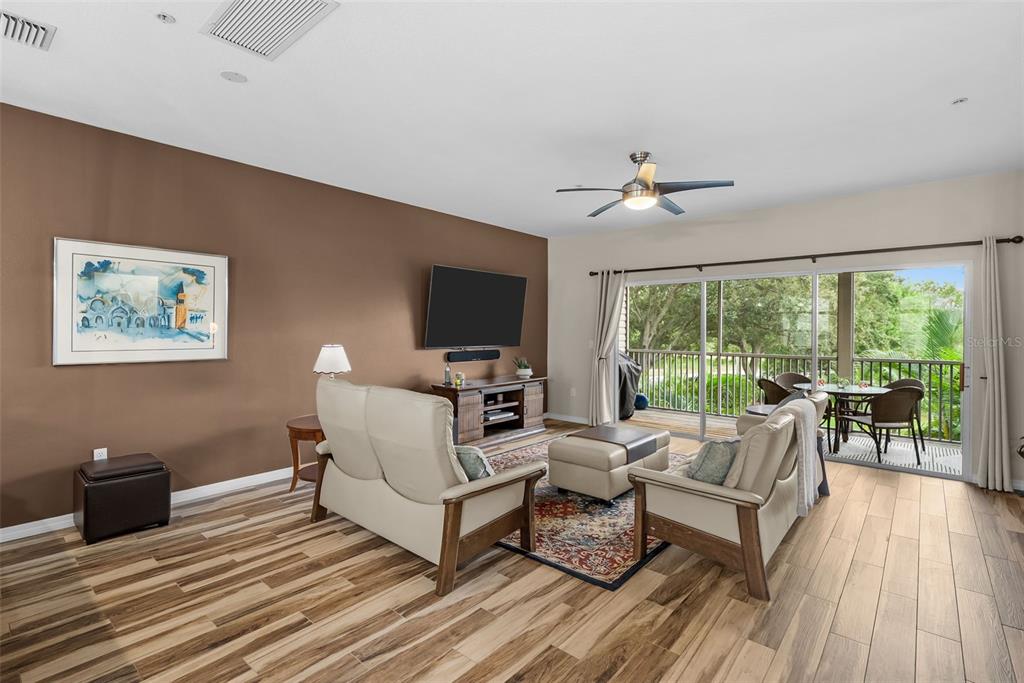 38 SEAGRAPE CIRCLE, CLEARWATER, FL — photo 4 of 30