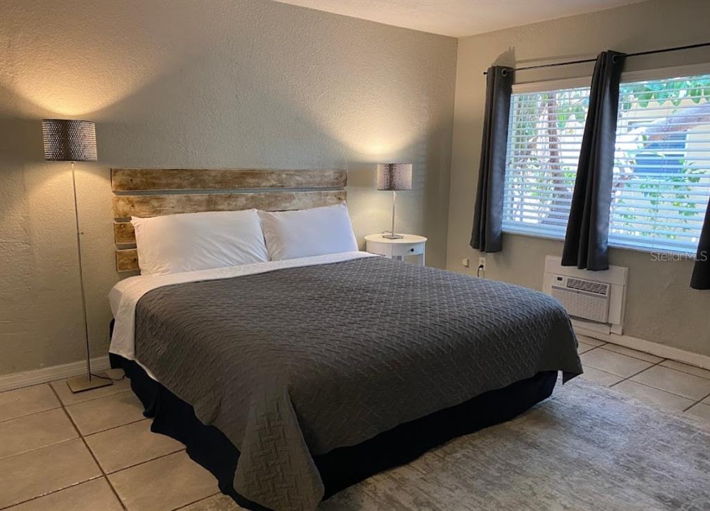 345 HAMDEN DRIVE, CLEARWATER BEACH, FL — photo 2 of 11