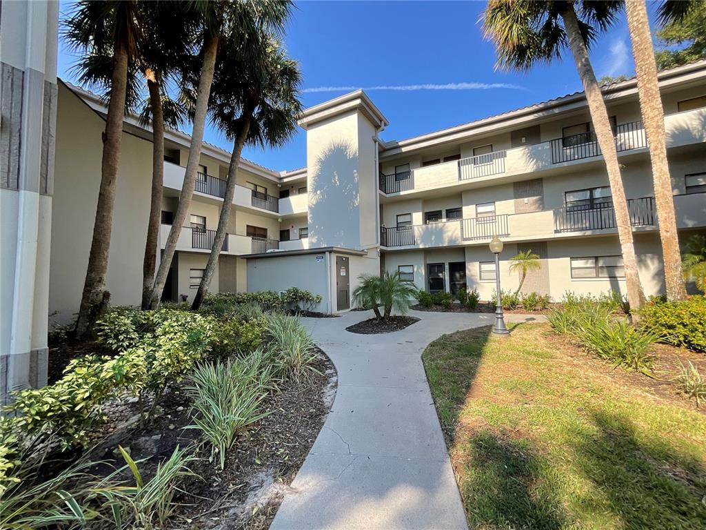 2650 COUNTRYSIDE BOULEVARD UNIT F202