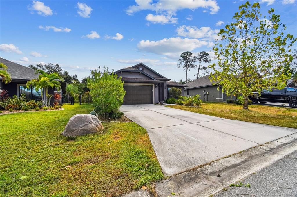 8910 52ND AVENUE E, PALMETTO, FL — photo 5 of 30