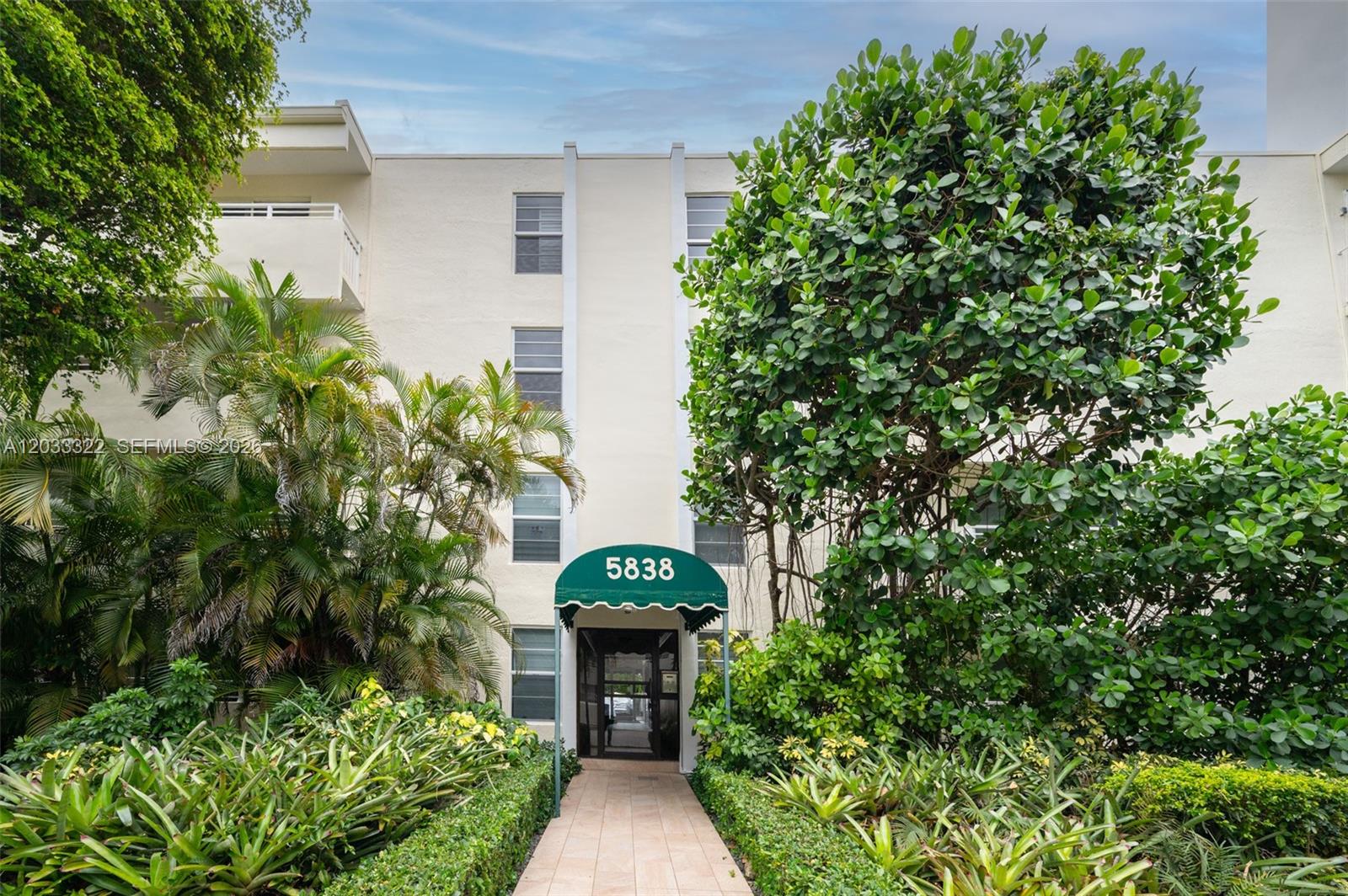 5838 SW 74 Ter # 101, South Miami FL 33143